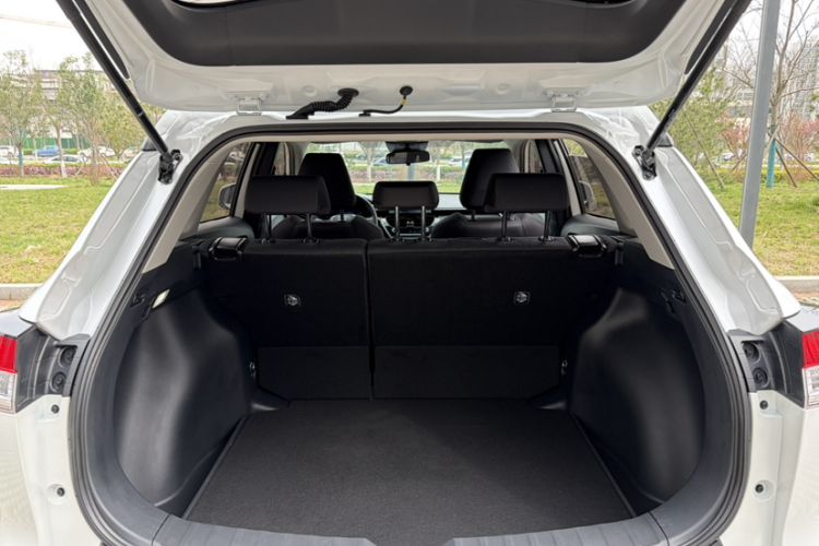 Used Toyota Corolla Cross 2024 2.0L Elite Edition Trunk