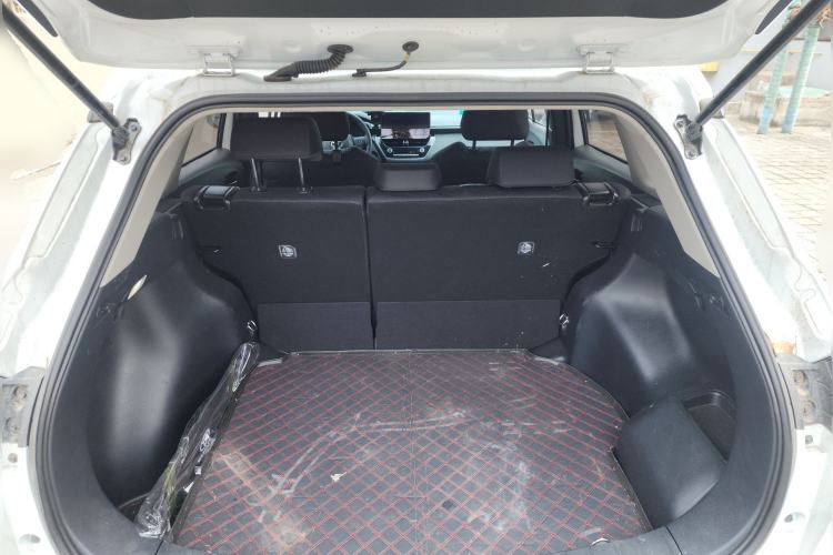 Used Toyota Corolla Cross 2024 2.0L Smart Electric Hybrid Dual-Engine Pioneer Edition Trunk