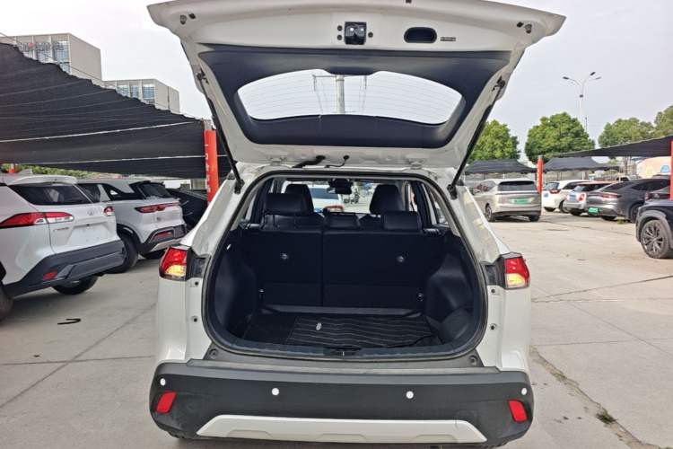 Used Toyota Corolla Cross 2024 2.0L Smart Electric Hybrid Dual-Engine Pioneer Edition Trunk