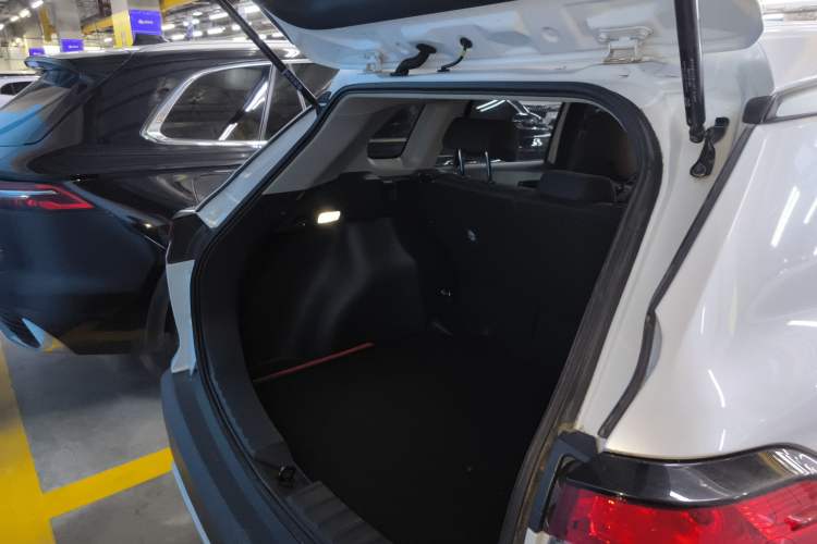 Used Toyota Corolla Cross 2024 2.0L Elite Edition Trunk