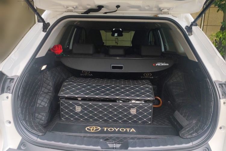 Used Toyota Corolla Cross 2024 2.0L Smart Electric Hybrid Dual-Engine Pioneer Edition Trunk