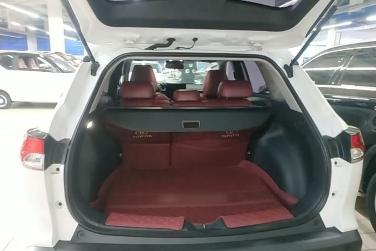 Used Toyota Corolla Cross 2024 2.0L Elite Edition Trunk