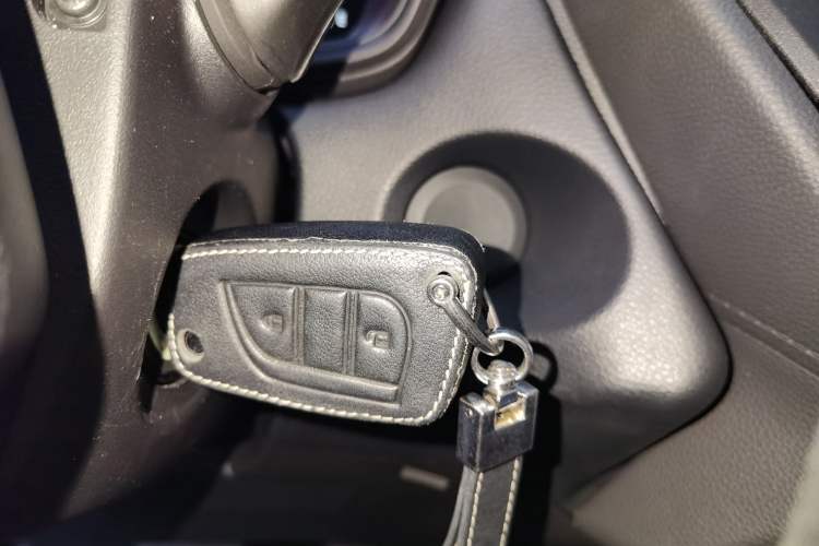 Used Toyota Corolla Cross 2024 2.0L Pioneer Edition Vehicle Key