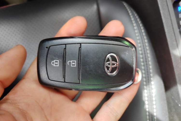 Used Toyota Corolla Cross 2024 2.0L Elite Edition Vehicle Key