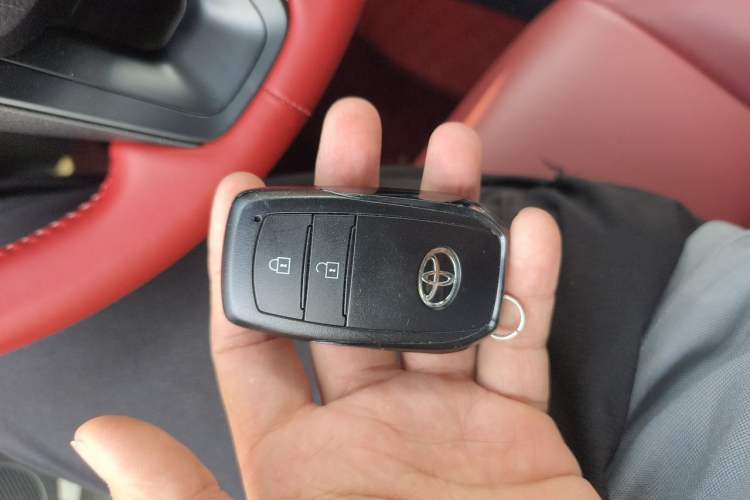Used Toyota Corolla Cross 2024 2.0L Elite Edition Vehicle Key