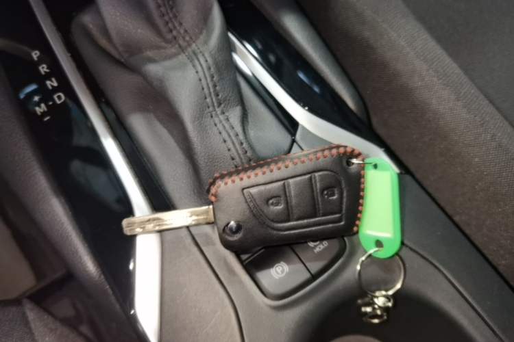 Used Toyota Corolla Cross 2024 2.0L Pioneer Edition Vehicle Key