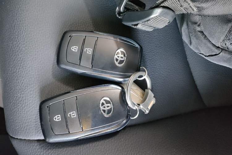 Used Toyota Corolla Cross 2024 2.0L Elite Edition Vehicle Key