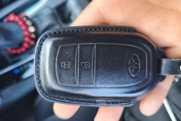 Used Toyota Corolla Cross 2024 2.0L Luxury Edition Vehicle Key