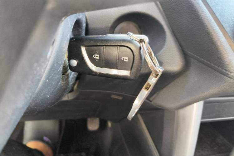 Used Toyota Corolla Cross 2024 2.0L Pioneer Edition Vehicle Key