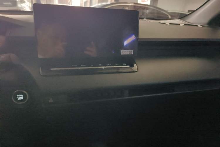 Used Toyota Corolla Cross 2026 Model 2.0L Elite Edition Audio And AC Panel