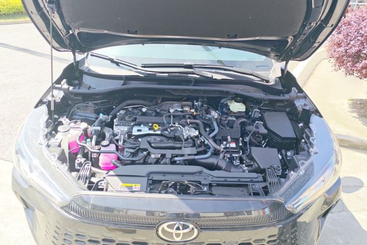 Used Toyota Corolla Cross 2026 Model 2.0L Smart Electric Hybrid Dual-Engine Pioneer Edition Engine Bay