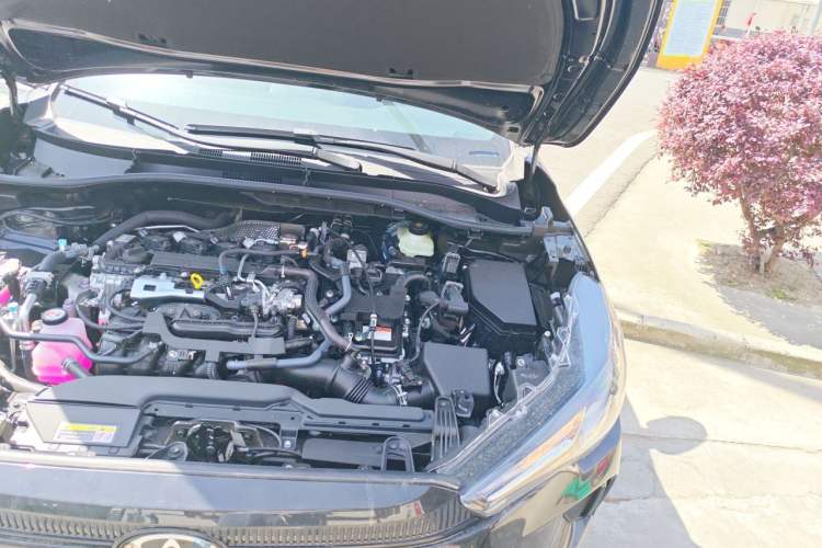 Used Toyota Corolla Cross 2026 Model 2.0L Smart Electric Hybrid Dual-Engine Pioneer Edition Engine Bay Left