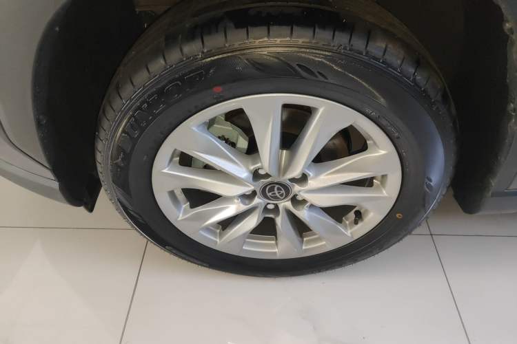 Used Toyota Corolla Cross 2026 Model 2.0L Pioneer Edition Exterior 4
