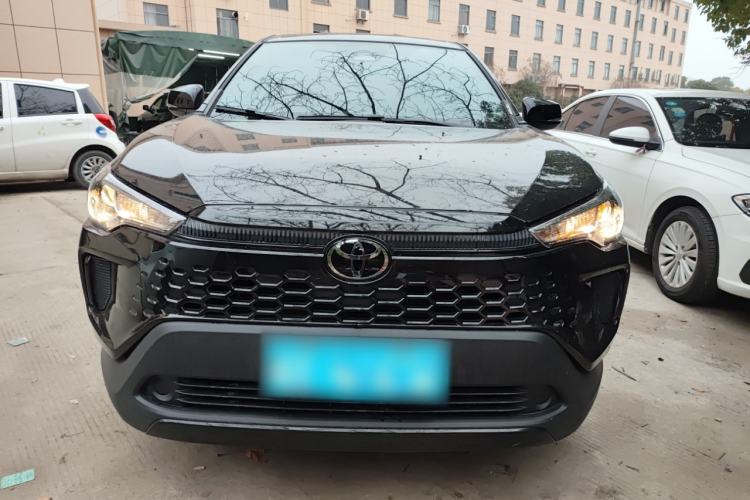 Used Toyota Corolla Cross 2026 Model 2.0L Smart Electric Hybrid Dual-Engine Pioneer Edition Front