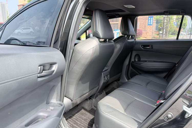 Used Toyota Corolla Cross 2026 Model 2.0L Elite Edition Interior 3