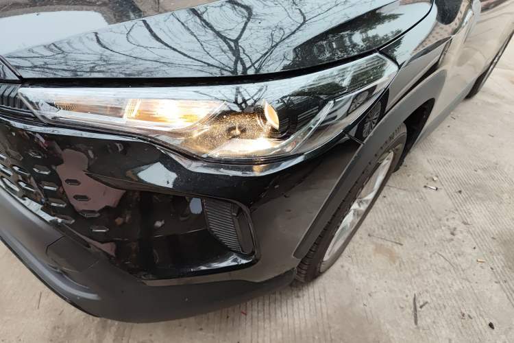 Used Toyota Corolla Cross 2026 Model 2.0L Smart Electric Hybrid Dual-Engine Pioneer Edition Left Front Headlight