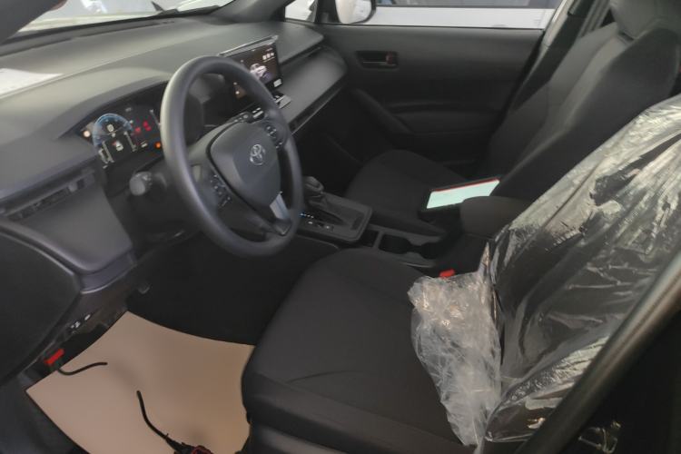 Used Toyota Corolla Cross 2026 Model 2.0L Pioneer Edition Left Front Seat