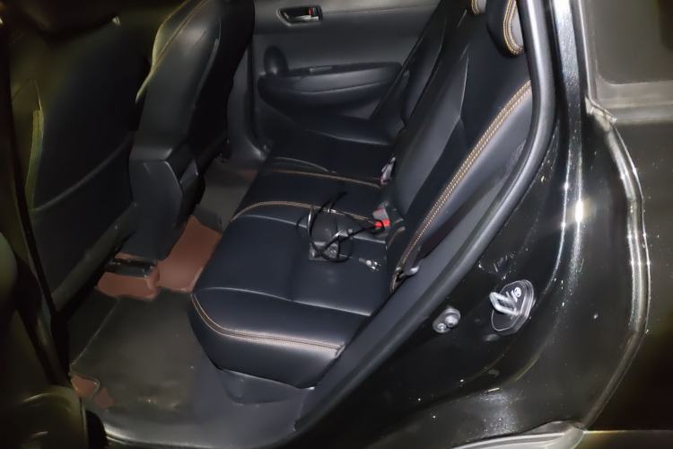 Used Toyota Corolla Cross 2026 Model 2.0L Smart Electric Hybrid Dual-Engine Pioneer Edition Left Rear Seat