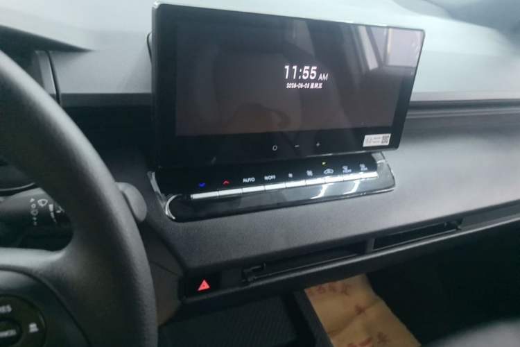 Used Toyota Corolla Cross 2026 Model 2.0L Pioneer Edition Audio And AC Panel