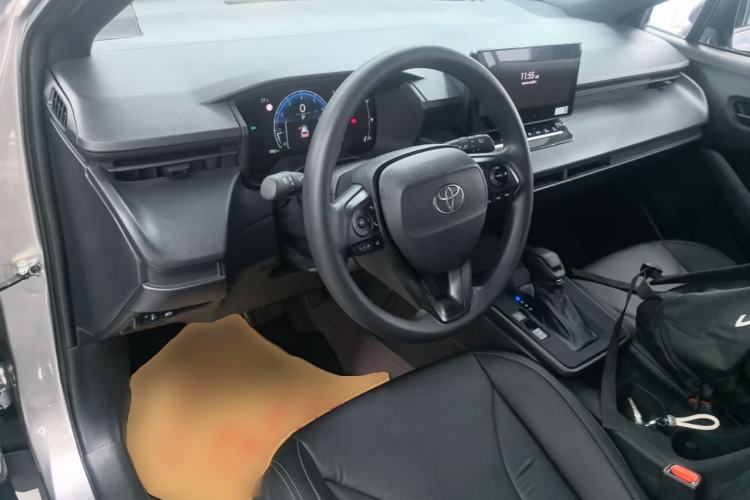 Used Toyota Corolla Cross 2026 Model 2.0L Pioneer Edition Center Console