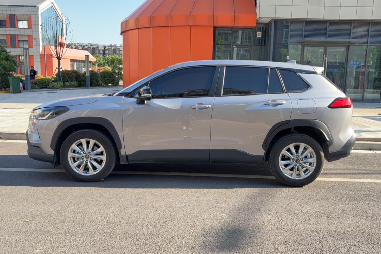 Used Toyota Corolla Cross 2026 Model 2.0L Pioneer Edition Exterior 2
