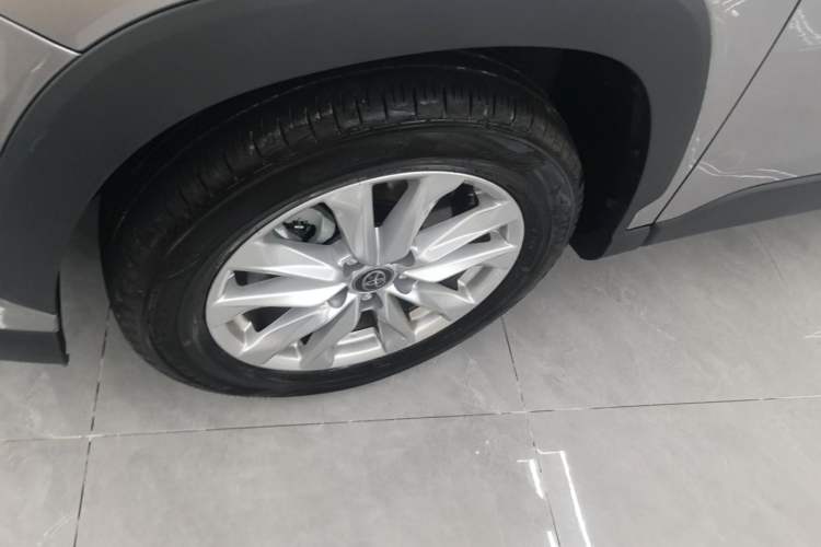 Used Toyota Corolla Cross 2026 Model 2.0L Pioneer Edition Left Front Wheel Hub