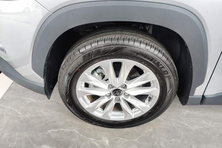 Used Toyota Corolla Cross 2026 Model 2.0L Pioneer Edition Left Front Wheel Hub