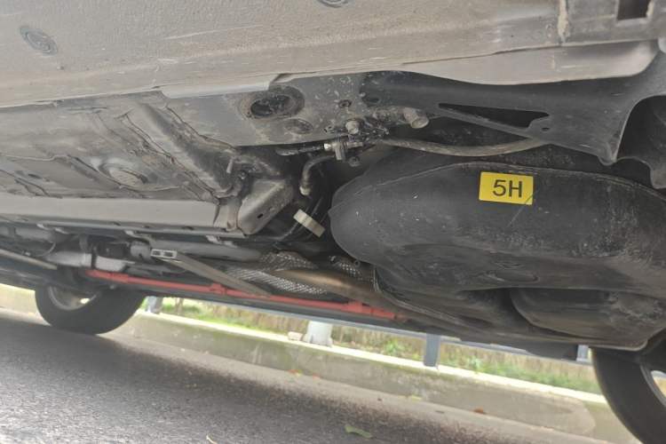 Used Toyota Corolla Cross 2026 Model 2.0L Smart Electric Hybrid Dual-Engine Pioneer Edition Chassis Rear Left