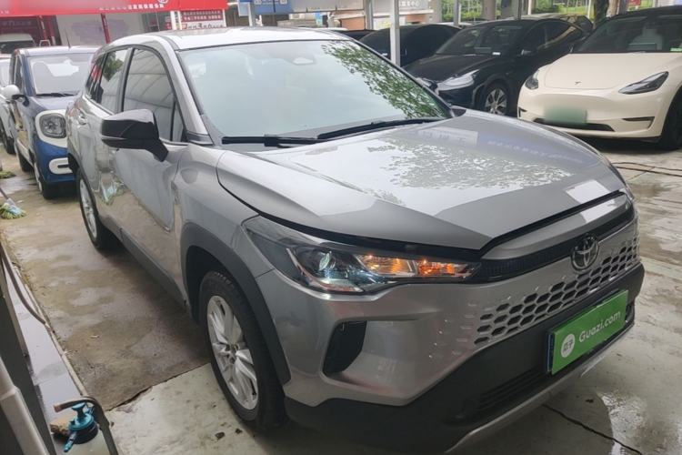 Used Toyota Corolla Cross 2026 Model 2.0L Smart Electric Hybrid Dual-Engine Pioneer Edition Front Right 45 Deg
