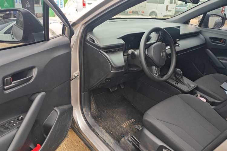 Used Toyota Corolla Cross 2026 Model 2.0L Pioneer Edition Interior 3