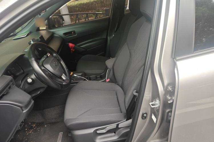 Used Toyota Corolla Cross 2026 Model 2.0L Smart Electric Hybrid Dual-Engine Pioneer Edition Left Front Seat