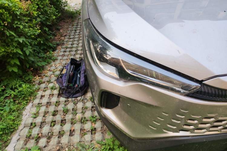 Used Toyota Corolla Cross 2026 Model 2.0L Smart Electric Hybrid Dual-Engine Elite Edition Right Front Headlight