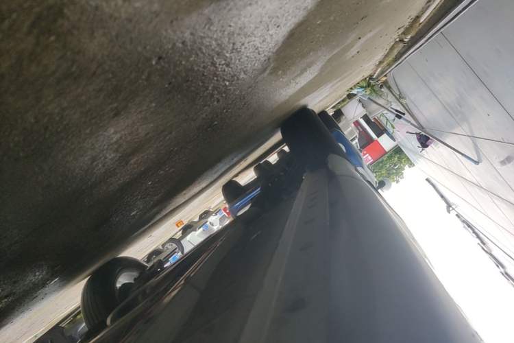 Used Toyota Corolla Cross 2026 Model 2.0L Smart Electric Hybrid Dual-Engine Pioneer Edition Right Side Sill