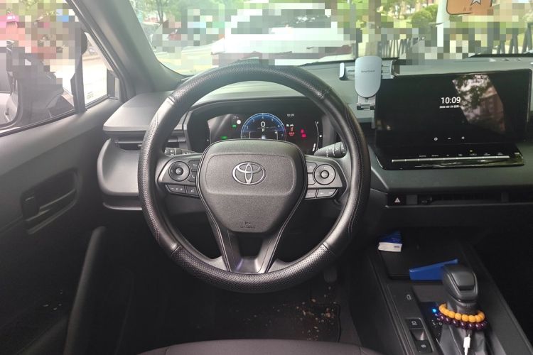 Used Toyota Corolla Cross 2026 Model 2.0L Smart Electric Hybrid Dual-Engine Pioneer Edition Steering Wheel