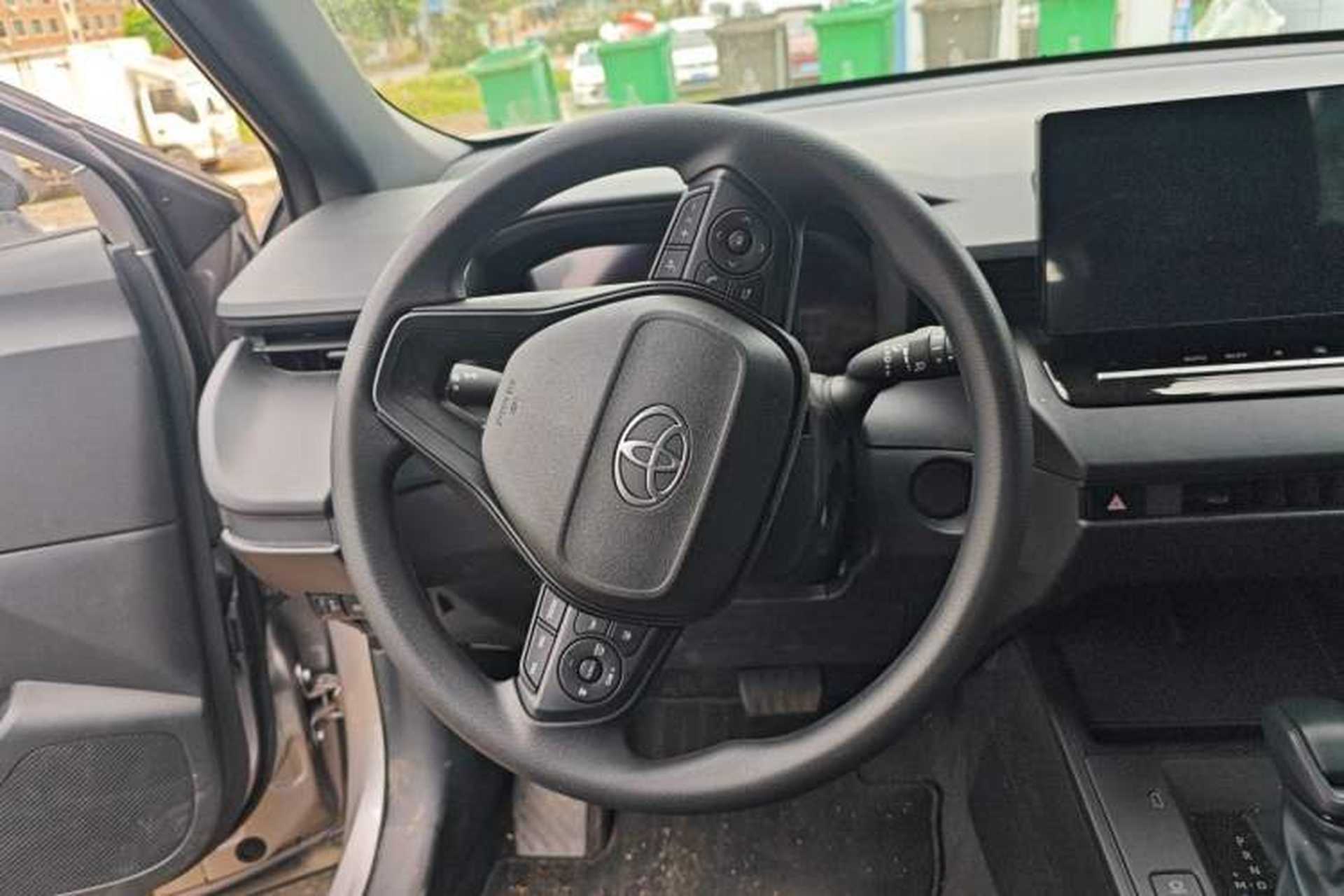 Used Toyota Corolla Cross 2026 Model 2.0L Pioneer Edition Steering Wheel