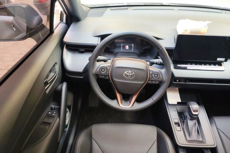 Used Toyota Corolla Cross 2026 Model 2.0L Smart Electric Hybrid Dual-Engine Elite Edition Steering Wheel