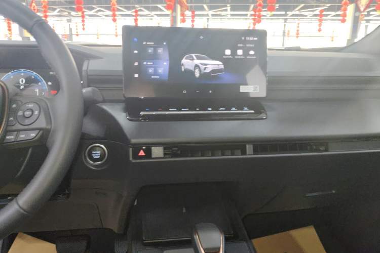Used Toyota Corolla Cross 2026 Model 2.0L Elite Edition Audio And AC Panel