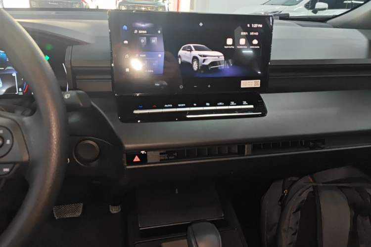 Used Toyota Corolla Cross 2026 Model 2.0L Pioneer Edition Audio And AC Panel