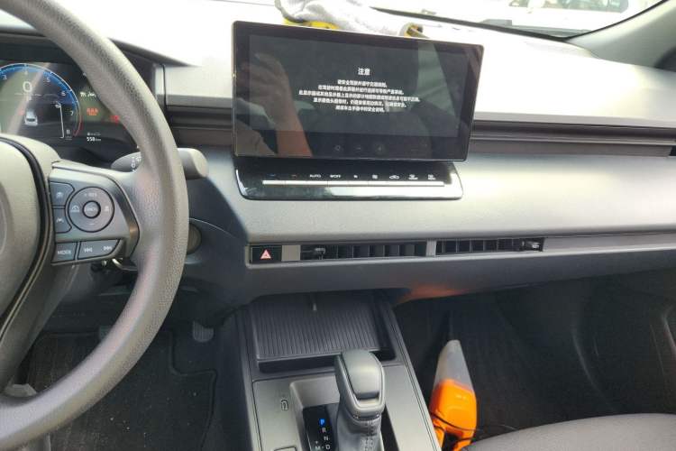 Used Toyota Corolla Cross 2026 Model 2.0L Pioneer Edition Audio And AC Panel