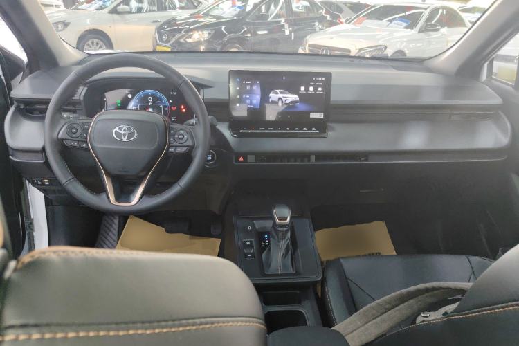 Used Toyota Corolla Cross 2026 Model 2.0L Elite Edition Center Console