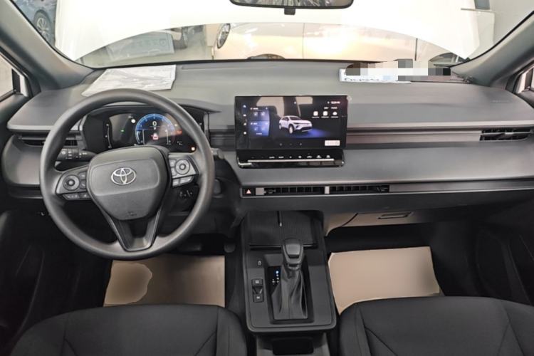 Used Toyota Corolla Cross 2026 Model 2.0L Pioneer Edition Center Console