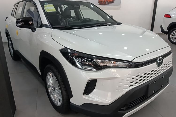 Used Toyota Corolla Cross 2026 Model 2.0L Elite Edition Exterior 1