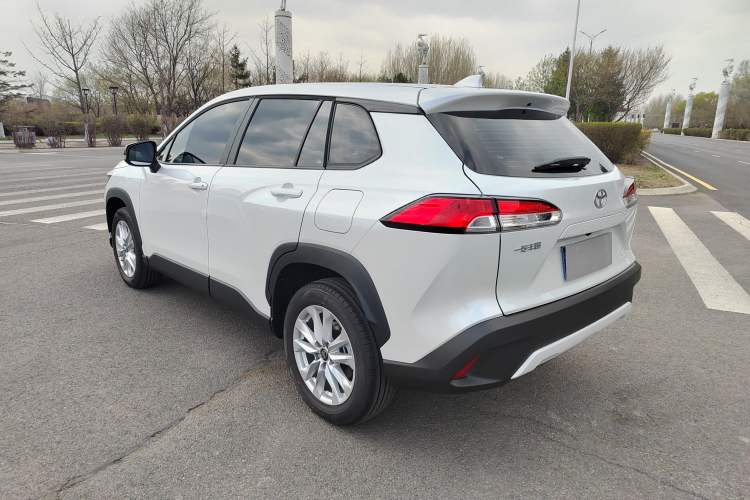 Used Toyota Corolla Cross 2026 Model 2.0L Elite Edition Exterior 3