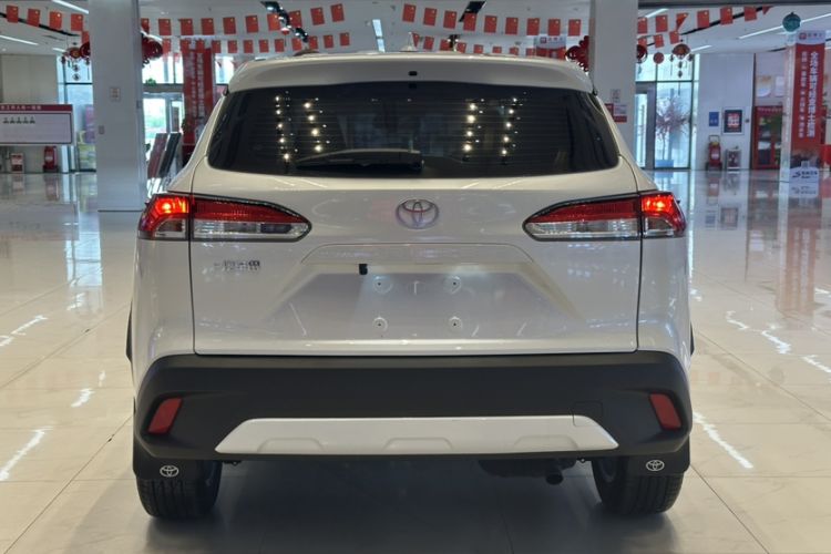 Used Toyota Corolla Cross 2026 Model 2.0L Pioneer Edition Exterior 5
