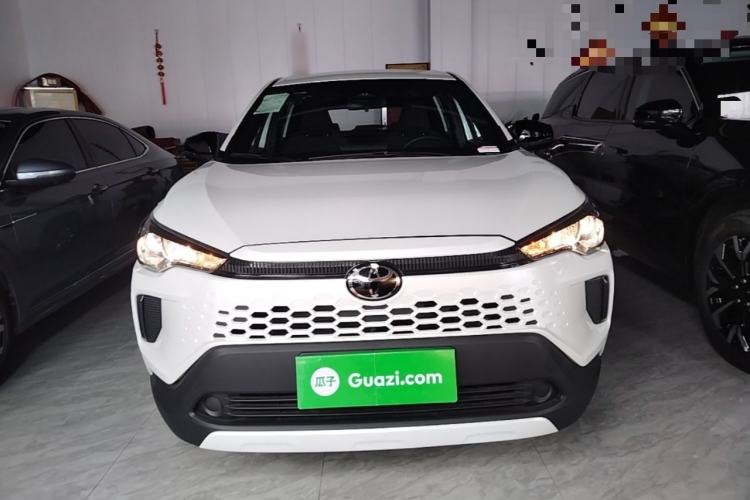 Used Toyota Corolla Cross 2026 Model 2.0L Smart Electric Hybrid Dual-Engine Pioneer Edition Front