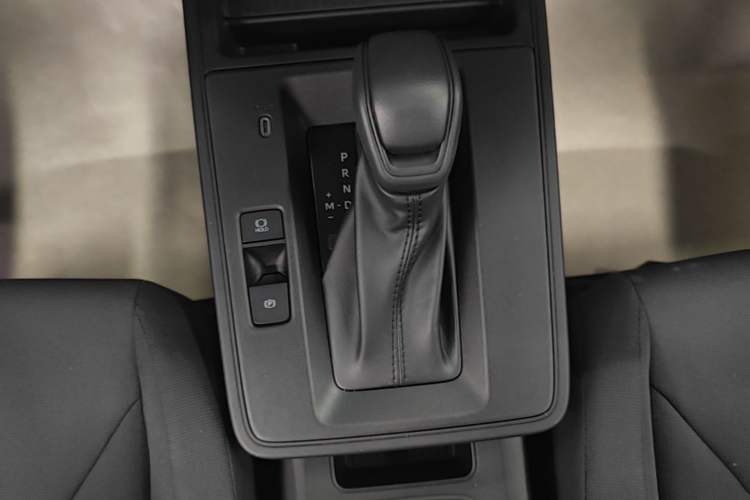 Used Toyota Corolla Cross 2026 Model 2.0L Pioneer Edition Gear Lever