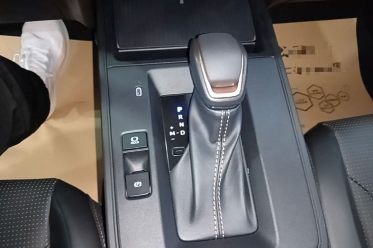 Used Toyota Corolla Cross 2026 Model 2.0L Elite Edition Gear Lever