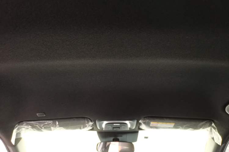 Used Toyota Corolla Cross 2026 Model 2.0L Pioneer Edition Headliner