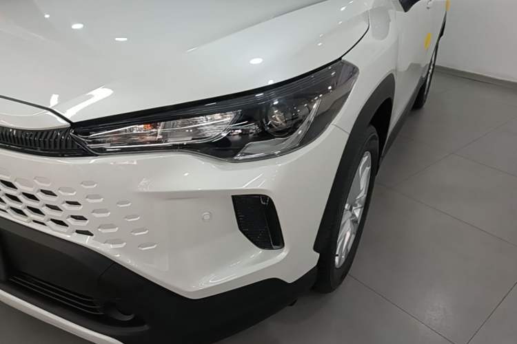 Used Toyota Corolla Cross 2026 Model 2.0L Elite Edition Left Front Headlight