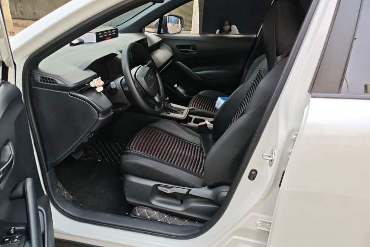 Used Toyota Corolla Cross 2026 Model 2.0L Pioneer Edition Left Front Seat